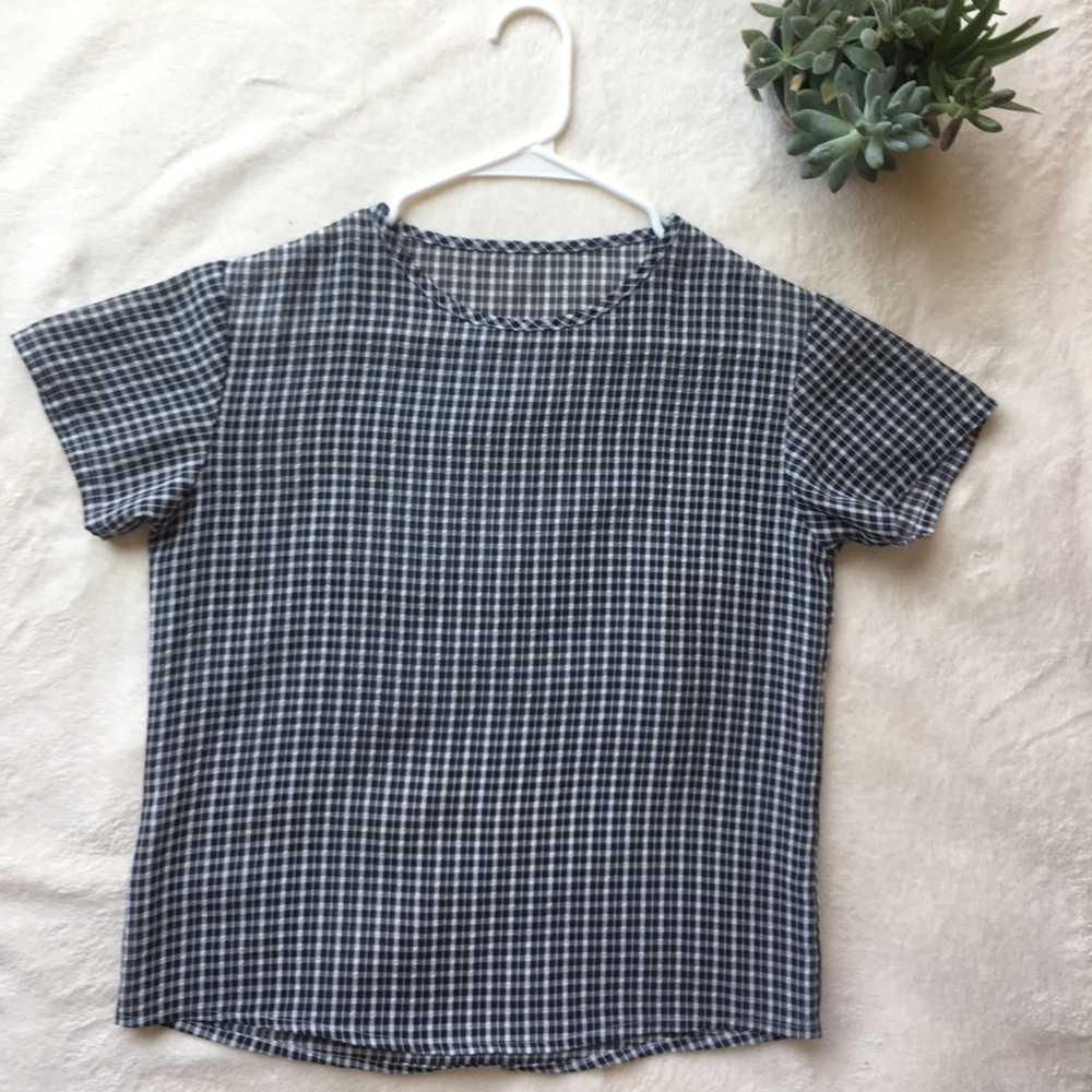 Checkered/Gingham Shirt!